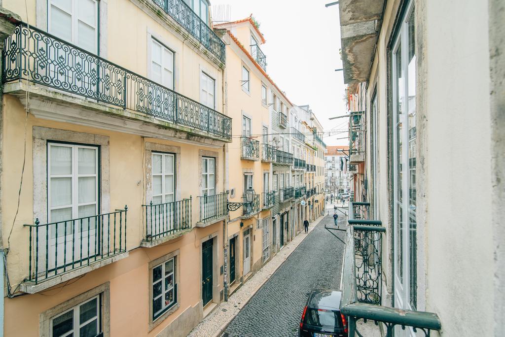 Camoes Deluxe Bairro Alto Lejlighed Lisboa Eksteriør billede