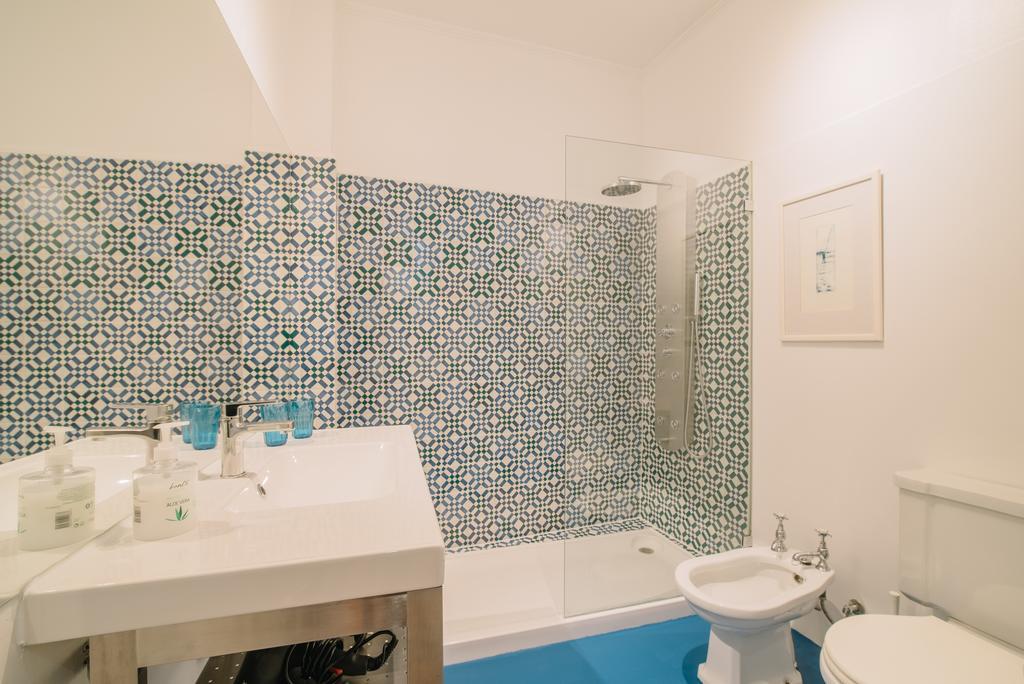 Camoes Deluxe Bairro Alto Lejlighed Lisboa Eksteriør billede