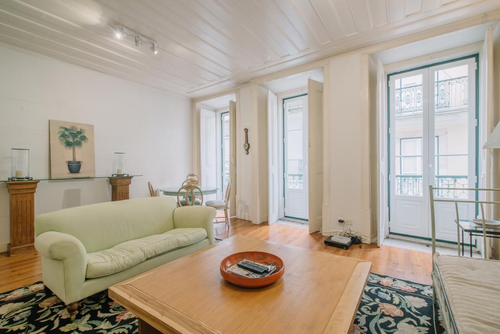 Camoes Deluxe Bairro Alto Lejlighed Lisboa Eksteriør billede